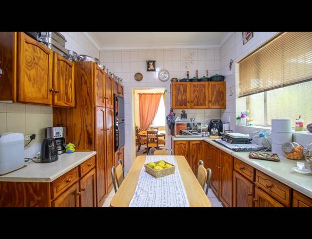 4 BEDROOM HOUSE FOR SALE IN HOMESTEAD